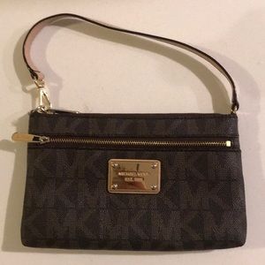 Micheal Kors clutch